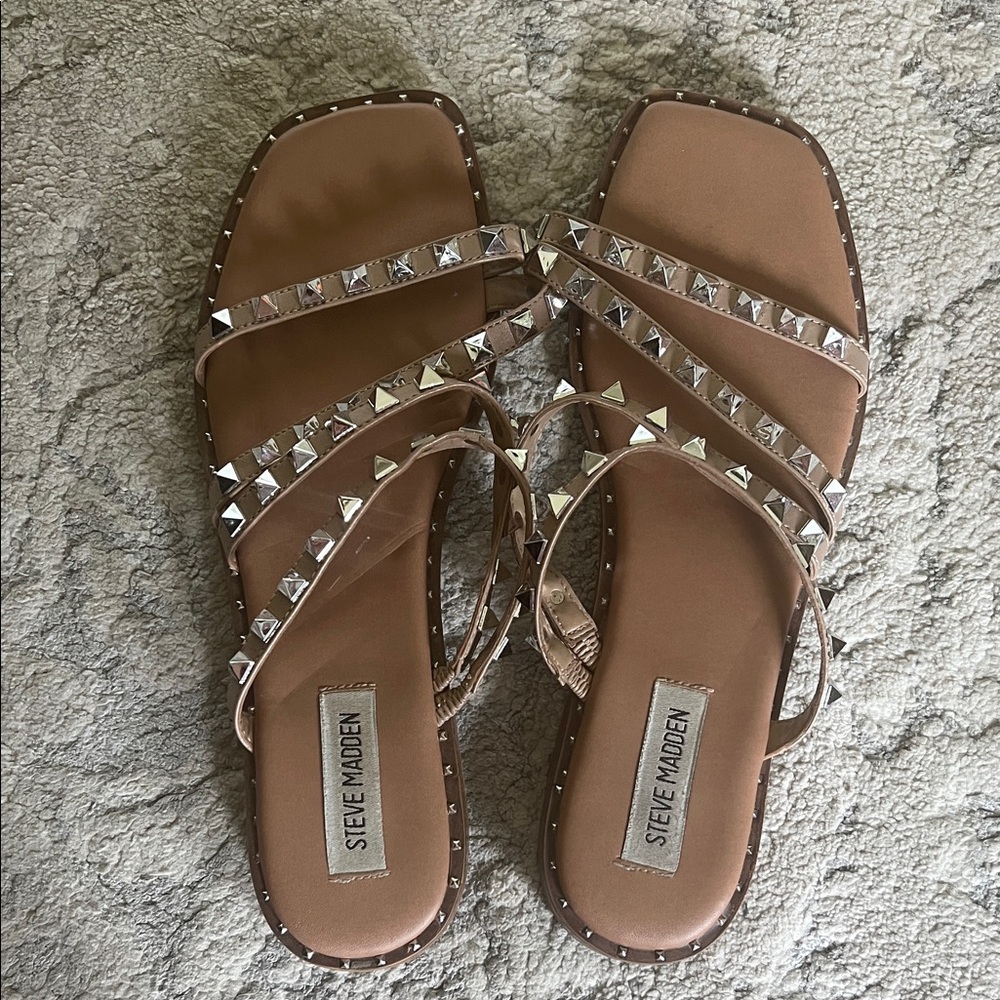 Steve Madden Skylar sandals size 9.5